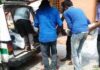 सड़क किनारे खड़े मजदूरों को ट्रक ने मारी टक्कर Truck collided with workers standing on the road
