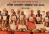 UP BJP Manifesto: बीजेपी ने जारी किया संकल्प पत्र, किसानों को फ्री बिजली, होली-दिवाली पर मुफ्त सिलेंडर, छात्रों को स्कूटी